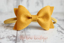 Load image into Gallery viewer, Large luxury felt bows (25 Colours)