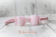 Load image into Gallery viewer, Small glitter bows (25 Colours)