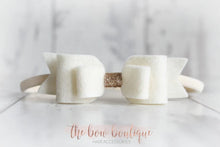 Load image into Gallery viewer, Double felt bows with gold centre (25 colours)