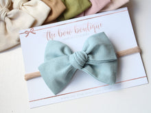 Load image into Gallery viewer, Sweetheart bows - 10 Colours