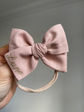 Load image into Gallery viewer, Sweetheart bows - 10 Colours