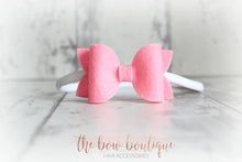 Load image into Gallery viewer, Medium deluxe felt bows (25 Colours)