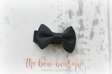 Load image into Gallery viewer, Mini pinch bows - 33 Colours