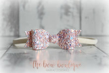 Load image into Gallery viewer, Small glitter bows (25 Colours)