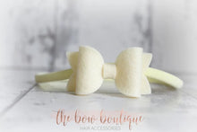 Load image into Gallery viewer, Mini deluxe felt bows (25 Colours)