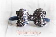 Load image into Gallery viewer, Medium deluxe glitter bows (25 Colours)