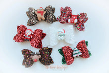 Load image into Gallery viewer, Medium deluxe Christmas bows
