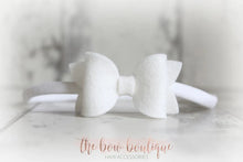 Load image into Gallery viewer, Mini deluxe felt bows (25 Colours)