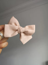 Load image into Gallery viewer, Sweetheart bows - 10 Colours