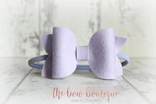 Load image into Gallery viewer, Large deluxe felt bows (25 Colours)