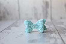Load image into Gallery viewer, Petite deluxe glitter bows - (25 Colours)