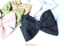 Load image into Gallery viewer, Sweetheart bows - 10 Colours