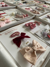 Load image into Gallery viewer, Surprise box