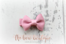 Load image into Gallery viewer, Mini pinch bows - 33 Colours