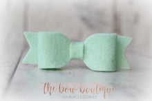 Load image into Gallery viewer, Small felt bows (25 Colours)