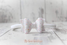 Load image into Gallery viewer, Mini deluxe glitter bows (25 Colours)
