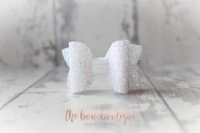 Load image into Gallery viewer, Medium deluxe glitter bows (25 Colours)
