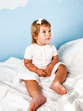 Load image into Gallery viewer, Small luxury felt bows (25 Colours)