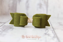 Load image into Gallery viewer, Double felt bows with gold centre (25 colours)
