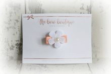 Load image into Gallery viewer, My first daisy flower clips (25 colours)