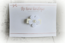 Load image into Gallery viewer, My first daisy flower clips (25 colours)