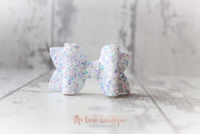 Load image into Gallery viewer, Medium deluxe glitter bows (25 Colours)