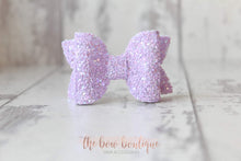 Load image into Gallery viewer, Medium deluxe glitter bows (25 Colours)