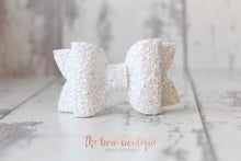 Load image into Gallery viewer, Medium deluxe glitter bows (25 Colours)