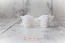 Load image into Gallery viewer, Small glitter bows (25 Colours)