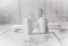 Load image into Gallery viewer, Mini deluxe glitter bows (25 Colours)