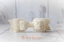 Load image into Gallery viewer, Double glitter bows (25 colours)