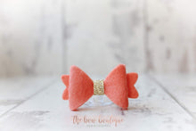 Load image into Gallery viewer, Mini baby felt gold centre bows ( 25 Colours )