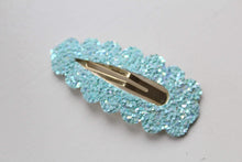Load image into Gallery viewer, Glitter scalloped snappy clips - (25 Colours)