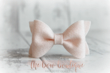 Load image into Gallery viewer, Small luxury felt bows (25 Colours)