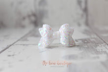 Load image into Gallery viewer, Petite deluxe glitter bows - (25 Colours)