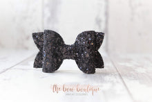 Load image into Gallery viewer, Medium deluxe glitter bows (25 Colours)