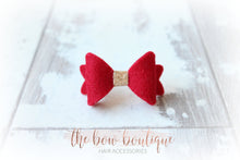 Load image into Gallery viewer, Mini baby felt gold centre bows ( 25 Colours )