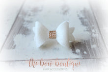 Load image into Gallery viewer, Mini baby felt gold centre bows ( 25 Colours )
