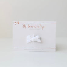 Load image into Gallery viewer, My petite velvet bow | 6 colours