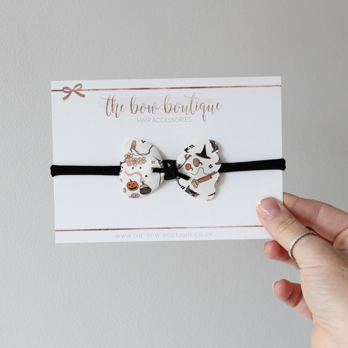 Halloween scalloped glitter bows  1 | Clip or Headband