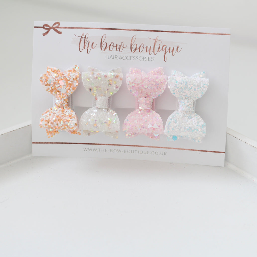Petite deluxe set of 4 bows l clips or bobbles