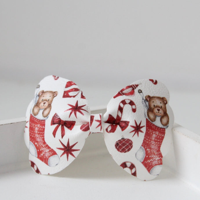 Traditional stocking bear scalloped bows