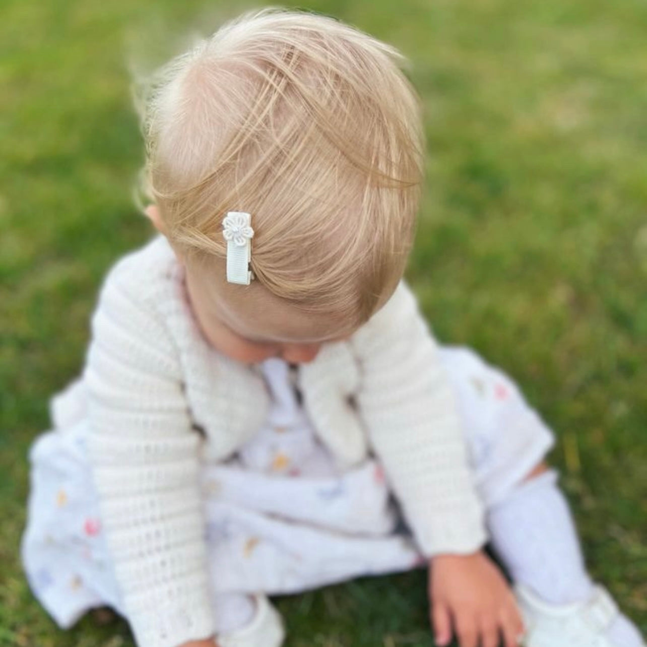 My first delicate flower clip | 4 Colours