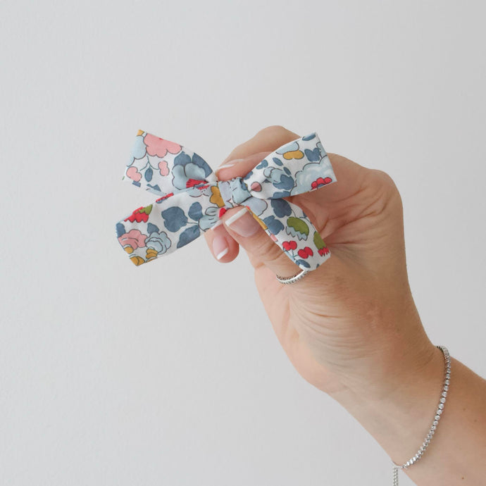 Mable - Timeless bows