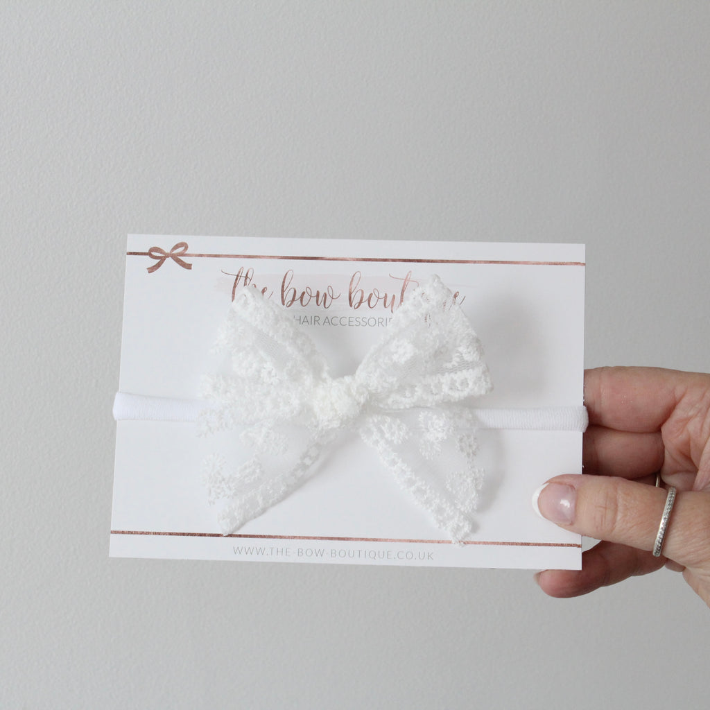 White lace bow | Clip or headband