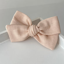 Load image into Gallery viewer, Mini sweetheart bows - 10 Colours