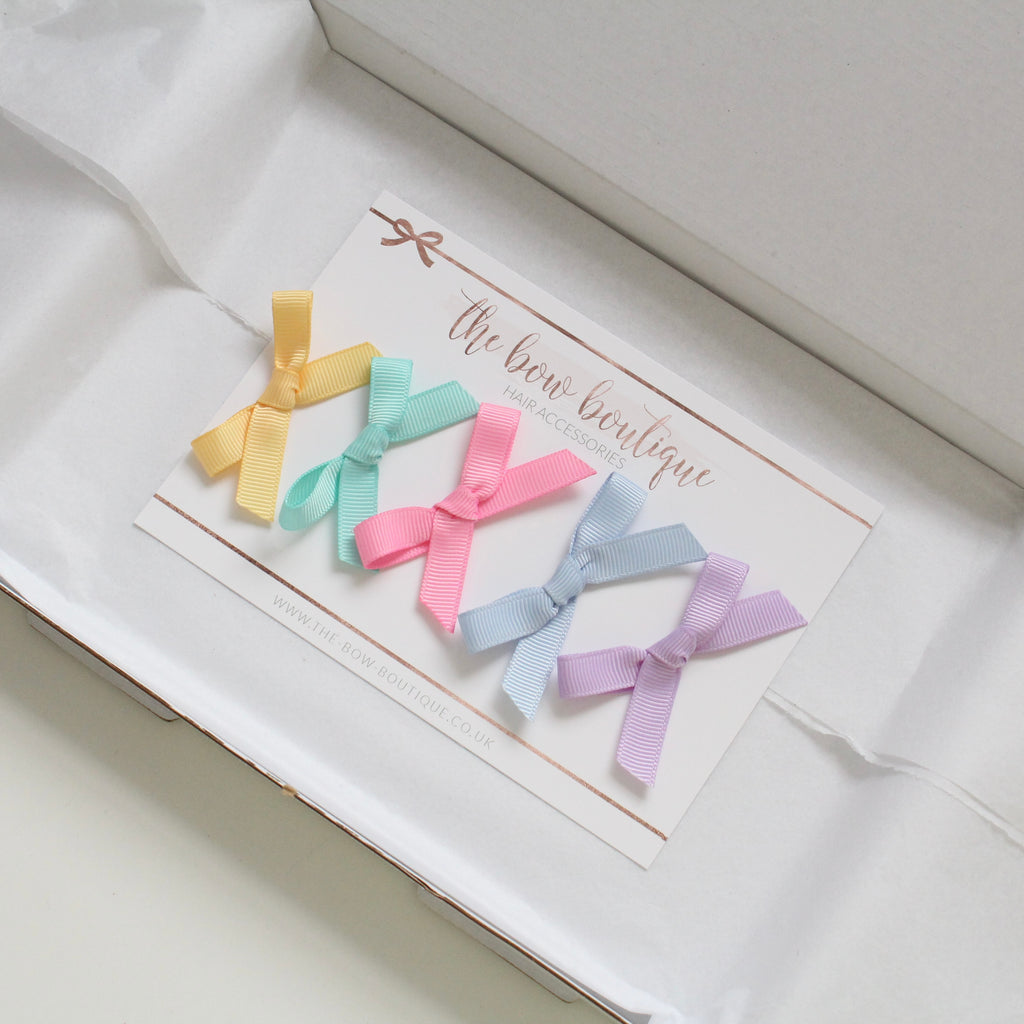Hand tied summer ribbon bow clip set