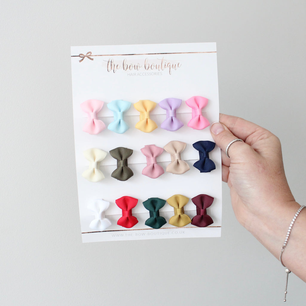 Seasonal set of 15 mini pinch bows | clips or bobbles