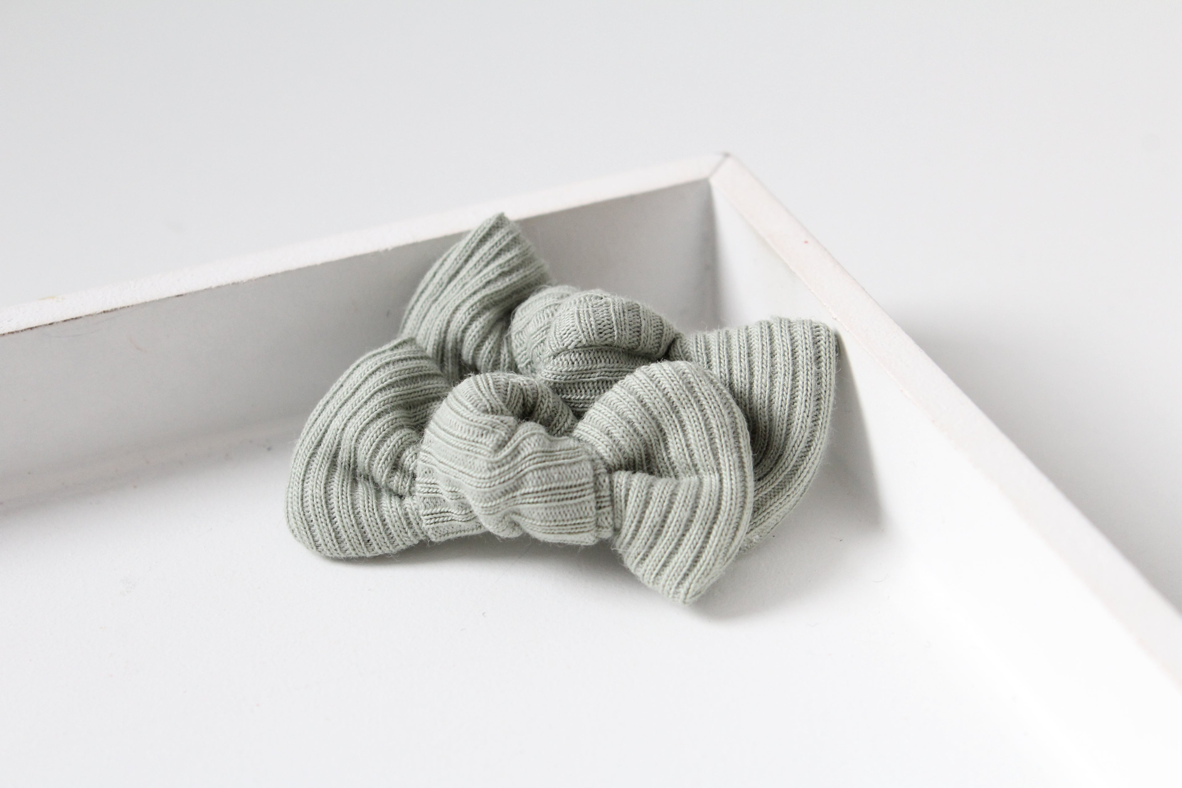 Petite jersey ribbed knot bows | 20 Colours