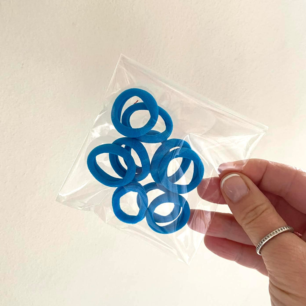 Nylon bobbles  | 8 colours
